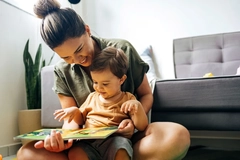 mom and child reading