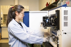 Lennie Cheung, a postdoctoral scholar in the Department of Biomedical Engineering at the Innovation Hub for Food and Materials.