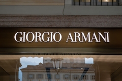Image armani storefront
