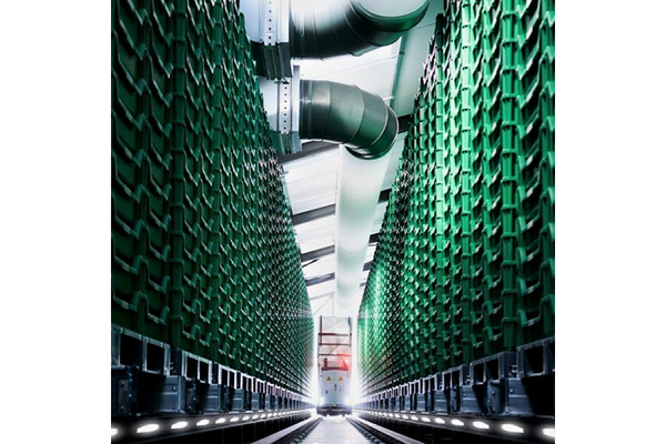 Image Ÿnsect's vertical farming houses.