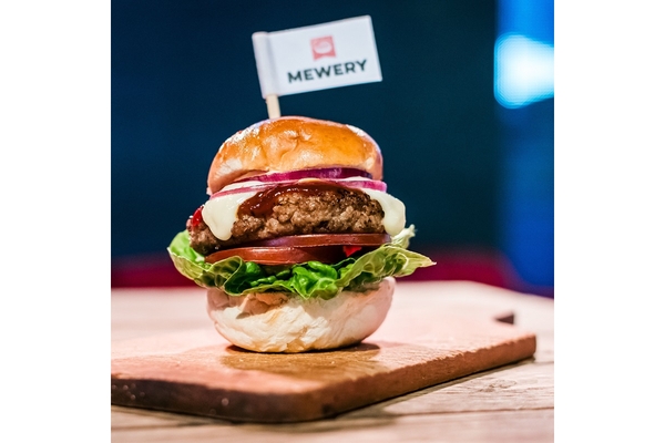 Image A cell-based pork burger.