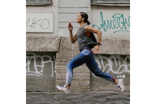 Image Woman running