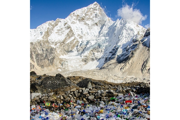 Image Garbage in the Himalayas.