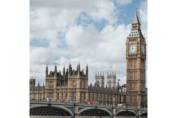 Image UK Parliamentary building and Big Ben