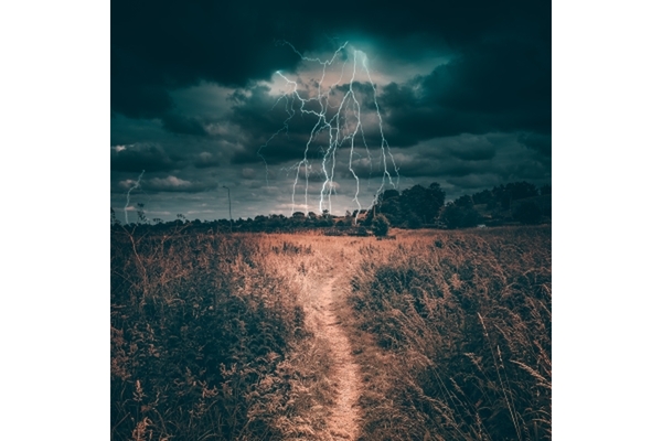 Image Extreme weather, lightening and crops.