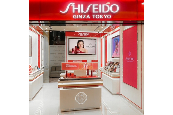 Image The Shiseido store inside a mall in India.