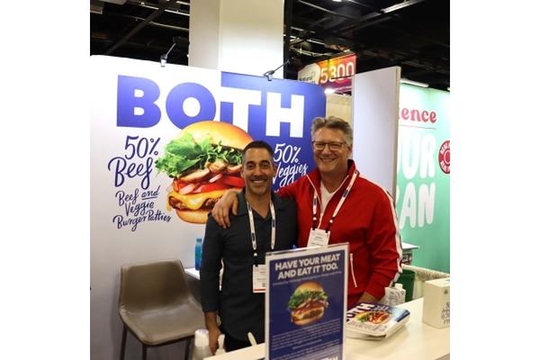 The company’s co-founders Stephen Theiss on the left (also chief brand officer) and Andrew Arentowicz on the right (also CEO).