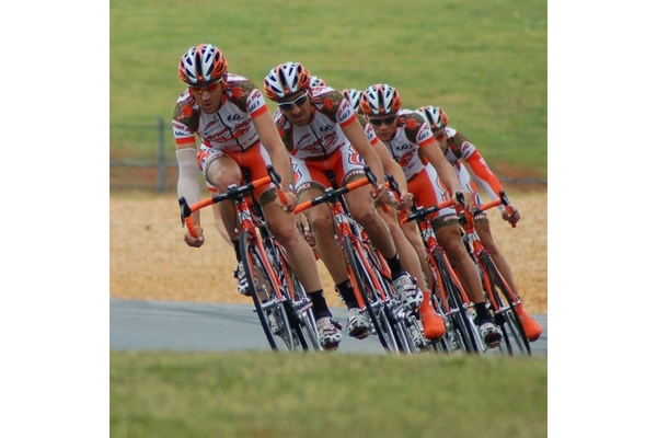 Cyclists race in marathon