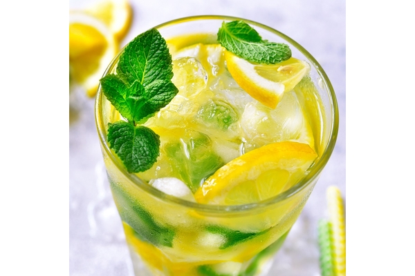 Image lemon water.