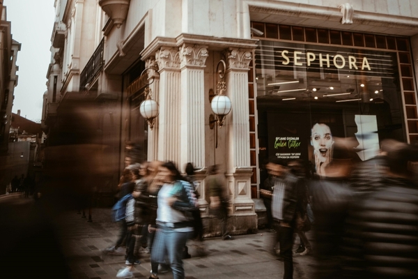 Image Sephora announces plans to open 20 new stores in the UK by 2027.