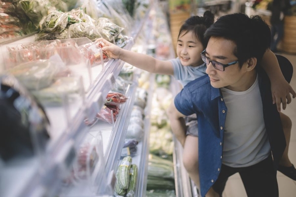Shopping at a grocery store, too much plastic packaging