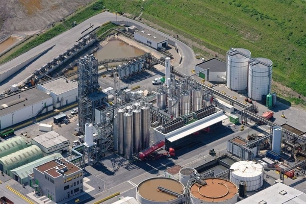 Image birdview image of industrial factory