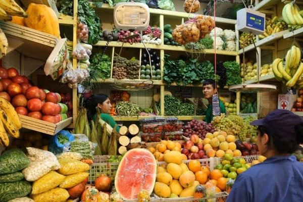 fruit and vegetable stall