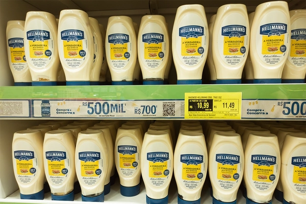 Image Hellmann’s mayonnaise on supermarket shelf.
